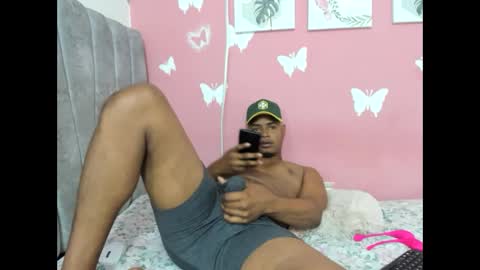 Snapshot of iamjes_1 chatting on 12/05/25, 03:15 iamjes_1 online show from 12/05/25, 03:15