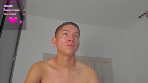 Juliiiiian online show from 02/12/26, 09:04