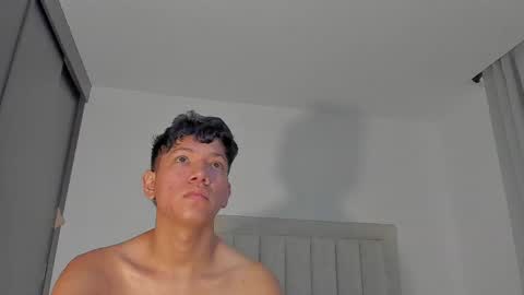 Juliiiiian online show from 05/10/26, 11:48