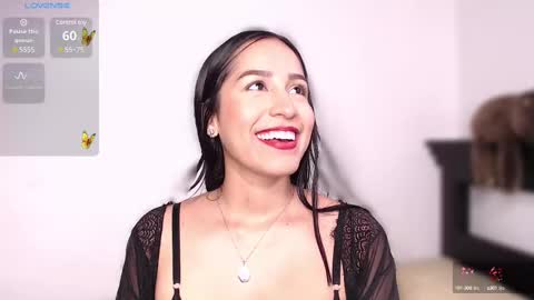 Snapshot of iamlara1 chatting on 03/02/25, 08:40 Lara online show from 03/02/25, 08:40