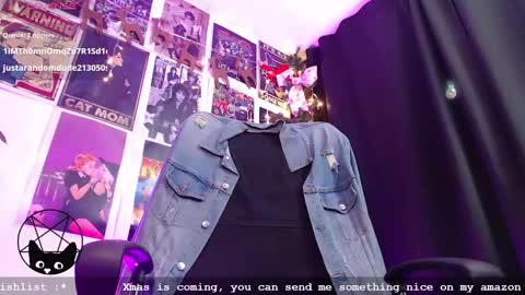 Mari online show from 12/20/24, 01:36