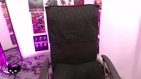 Mari online show from 03/08/25, 05:38