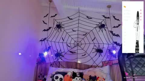 Nayuta online show from 10/24/25, 04:53