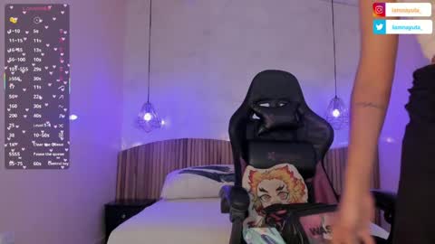 Nayuta online show from 04/05/26, 08:17