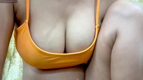 Snapshot of iamsomeone1234 chatting on 11/10/25, 02:27 Iamnidhicam online show from 11/10/25, 02:27