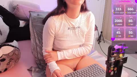 Snapshot of iamstephanie13 chatting on 06/18/26, 02:56 Steph - Online Again - 1 DECEMBER online show from 06/18/26, 02:56