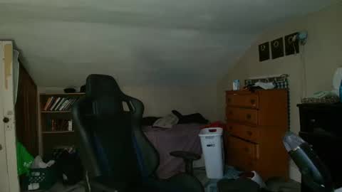 Snapshot of iamtommyparker chatting on 03/08/25, 01:17 iamtommyparker online show from 03/08/25, 01:17