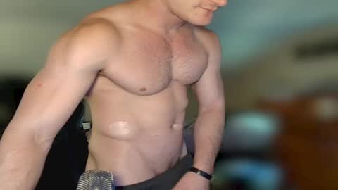 Snapshot of iamtommyparker chatting on 09/20/25, 06:53 iamtommyparker online show from 09/20/25, 06:53