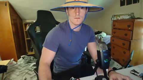 Snapshot of iamtommyparker chatting on 10/09/25, 07:01 iamtommyparker online show from 10/09/25, 07:01