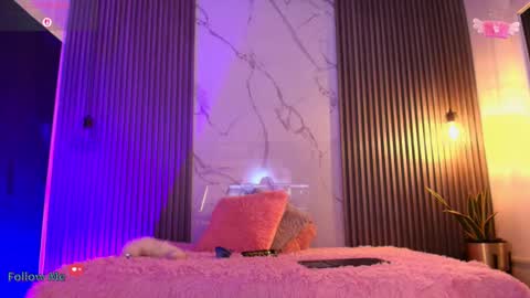 Snapshot of iamvictoria06 chatting on 10/05/25, 07:23 V I C T O R I A online show from 10/05/25, 07:23