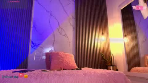 Snapshot of iamvictoria06 chatting on 11/03/25, 07:48 V I C T O R I A online show from 11/03/25, 07:48