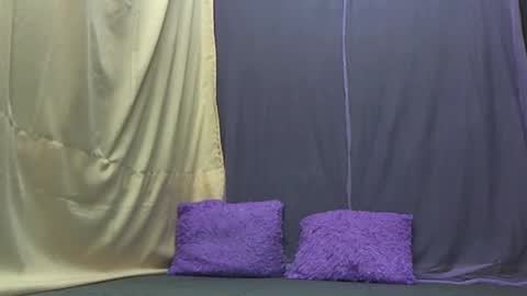 Snapshot of iamyourzzz_ chatting on 03/12/25, 02:20 Kiara online show from 03/12/25, 02:20