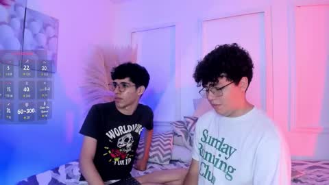 Snapshot of ian_and_austin chatting on 01/09/26, 02:09 Ian and Austin online show from 01/09/26, 02:09