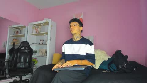 IAN CASTILLO online show from 11/29/25, 11:13