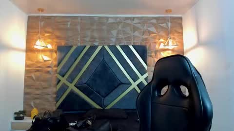 IAN CASTILLO online show from 03/03/26, 11:16