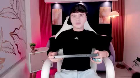 Snapshot of ian_stone_ chatting on 03/30/26, 01:01 Ian online show from 03/30/26, 01:01