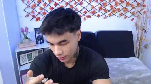 Snapshot of ian_west chatting on 02/24/26, 11:52 Ian online show from 02/24/26, 11:52