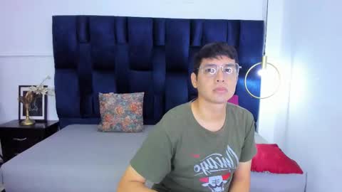 ian_yin online show from 03/24/26, 03:44