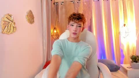 ian  online show from 09/12/25, 03:06