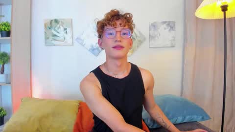 ian  online show from 12/19/25, 05:58