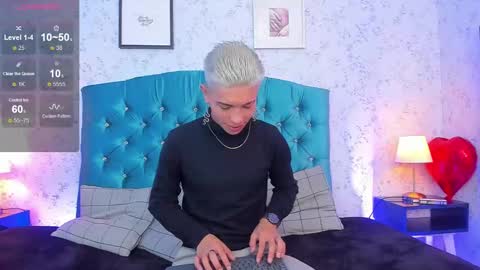 Snapshot of ianwayne_ chatting on 02/11/25, 01:51 Andrew online show from 02/11/25, 01:51