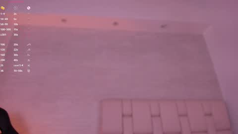 Snapshot of iara_martinez chatting on 12/23/24, 03:44 I A R A online show from 12/23/24, 03:44