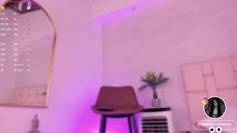 Snapshot of iara_martinez chatting on 01/25/25, 03:09 I A R A online show from 01/25/25, 03:09