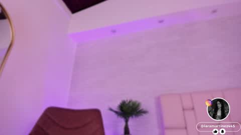 Snapshot of iara_martinez chatting on 01/30/25, 03:29 I A R A online show from 01/30/25, 03:29