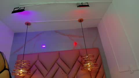 ibbie_ online show from 02/16/26, 12:01