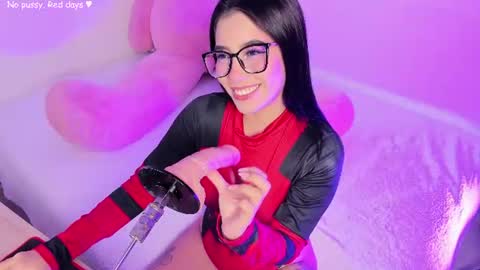 Snapshot of ibbiebennett_1 chatting on 07/15/26, 01:44 Ibbie Bennett online show from 07/15/26, 01:44