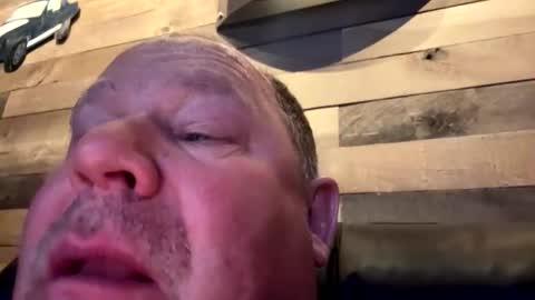icanmakeyousquirt69 online show from 06/01/26, 07:10