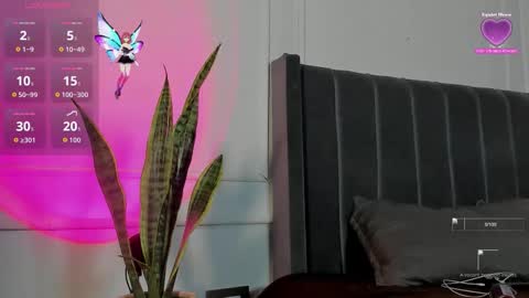 Crystall online show from 09/29/25, 12:21