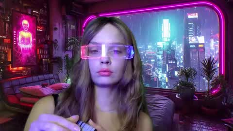 Nina online show from 10/12/25, 02:10