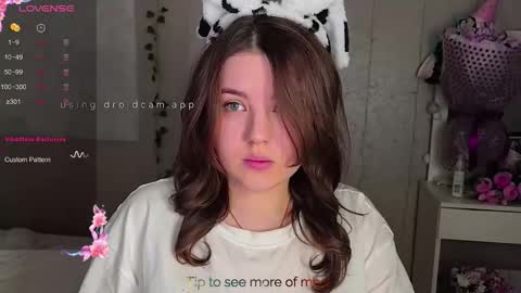 Snapshot of iceeheart chatting on 02/18/26, 06:26 Ksenia online show from 02/18/26, 06:26