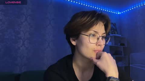 Snapshot of iceeheart chatting on 03/25/26, 06:47 Ksenia online show from 03/25/26, 06:47