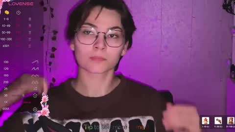 Snapshot of iceeheart chatting on 04/14/26, 06:47 Ksenia online show from 04/14/26, 06:47