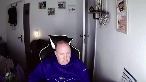 Snapshot of iceoli123 chatting on 02/02/26, 05:22 iceoli123 online show from 02/02/26, 05:22