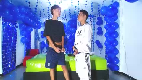 THOMAS AND DAMIAND online show from 12/09/24, 06:25