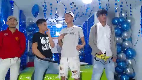 THOMAS AND DAMIAND online show from 01/11/25, 05:51