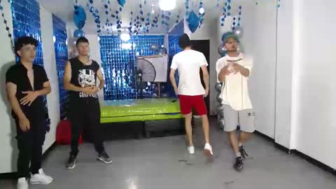 THOMAS AND DAMIAND online show from 02/11/25, 04:13