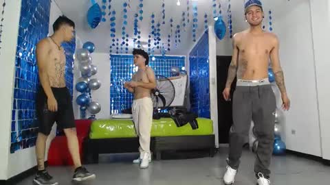 THOMAS AND DAMIAND online show from 02/13/25, 03:46