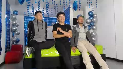 THOMAS AND DAMIAND online show from 02/14/25, 12:47