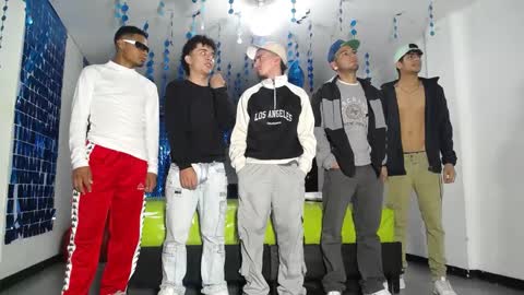 THOMAS AND DAMIAND online show from 02/15/25, 12:54