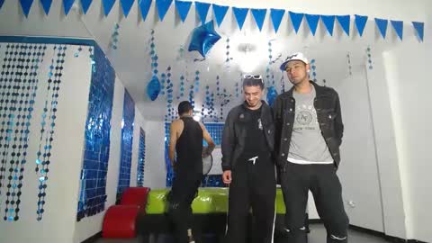 THOMAS AND DAMIAND online show from 03/04/25, 01:38