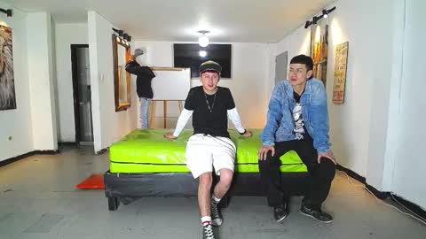 THOMAS AND DAMIAND online show from 11/18/25, 12:42