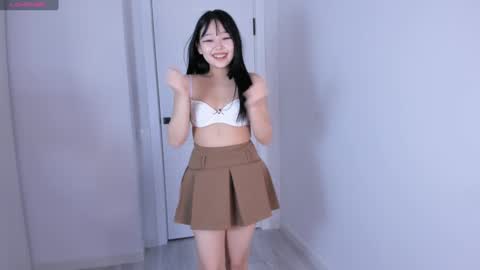 Hitomi   online show from 01/06/25, 08:14