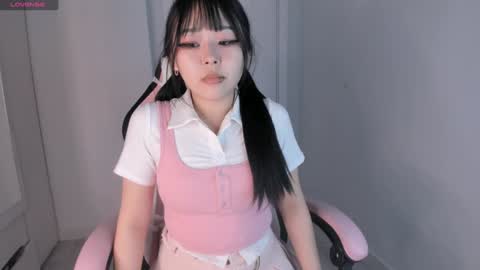 Hitomi   online show from 01/23/25, 01:13