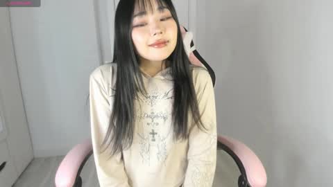 Hitomi   online show from 01/30/25, 12:37