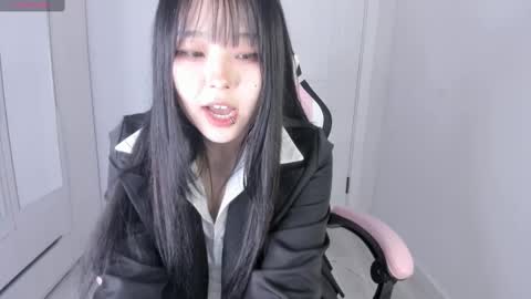 Hitomi   online show from 02/19/25, 01:39