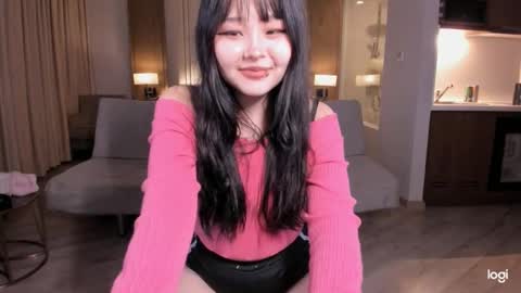 Hitomi   online show from 03/08/25, 01:25